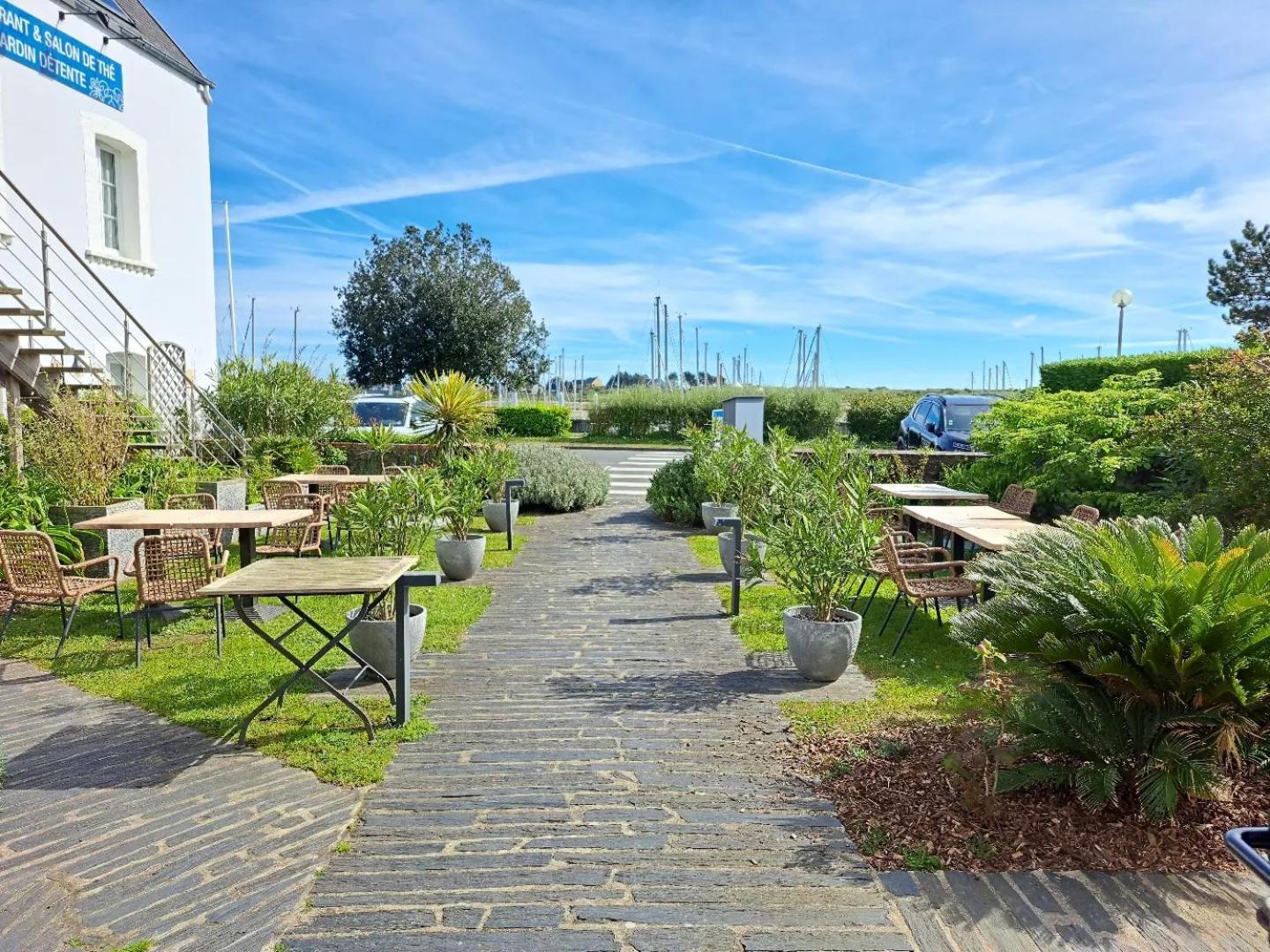 Hotel Traiteur Les Ormes, The Originals Relais Barneville-Carteret Eksteriør billede