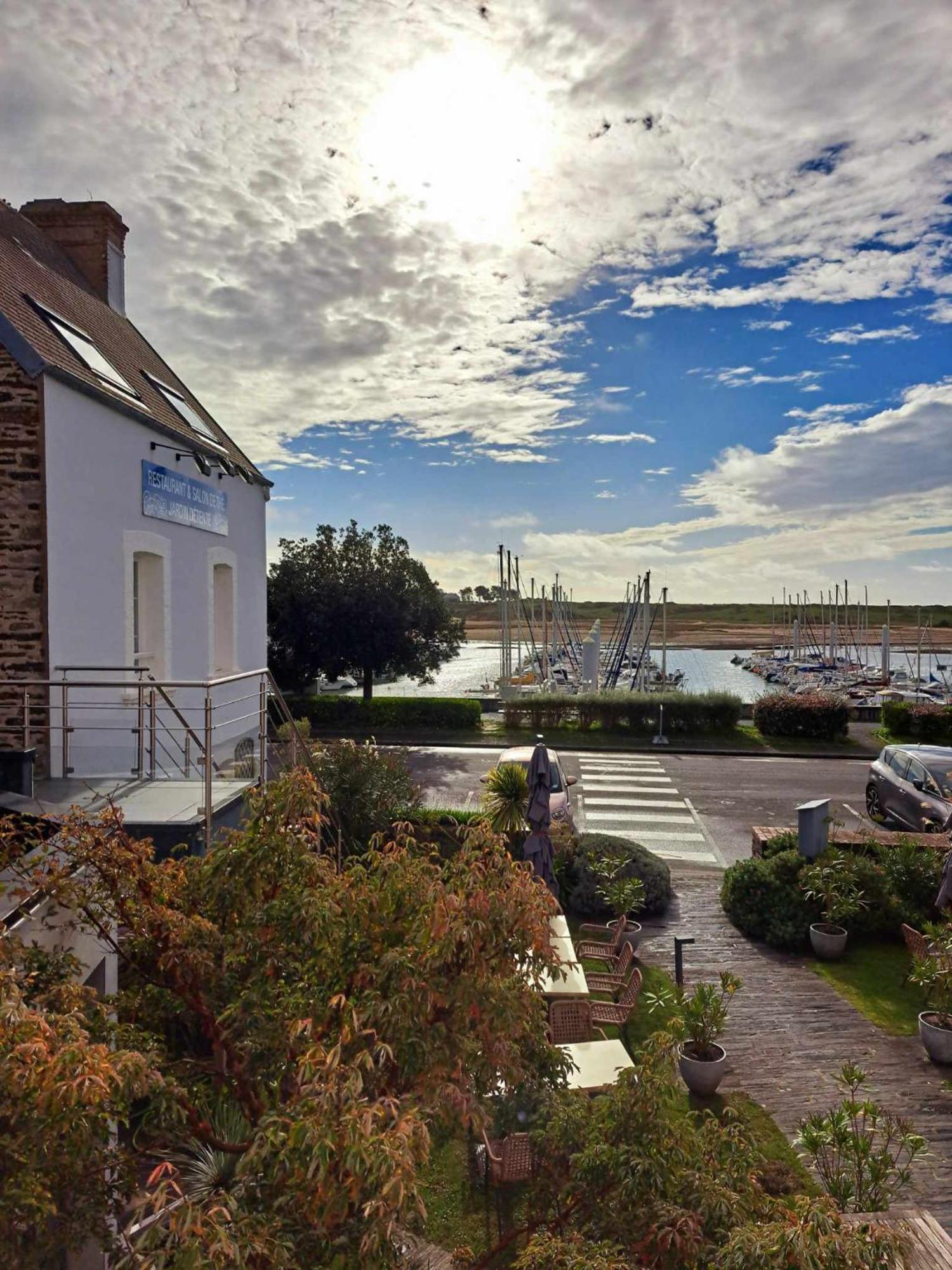 Hotel Traiteur Les Ormes, The Originals Relais Barneville-Carteret Eksteriør billede